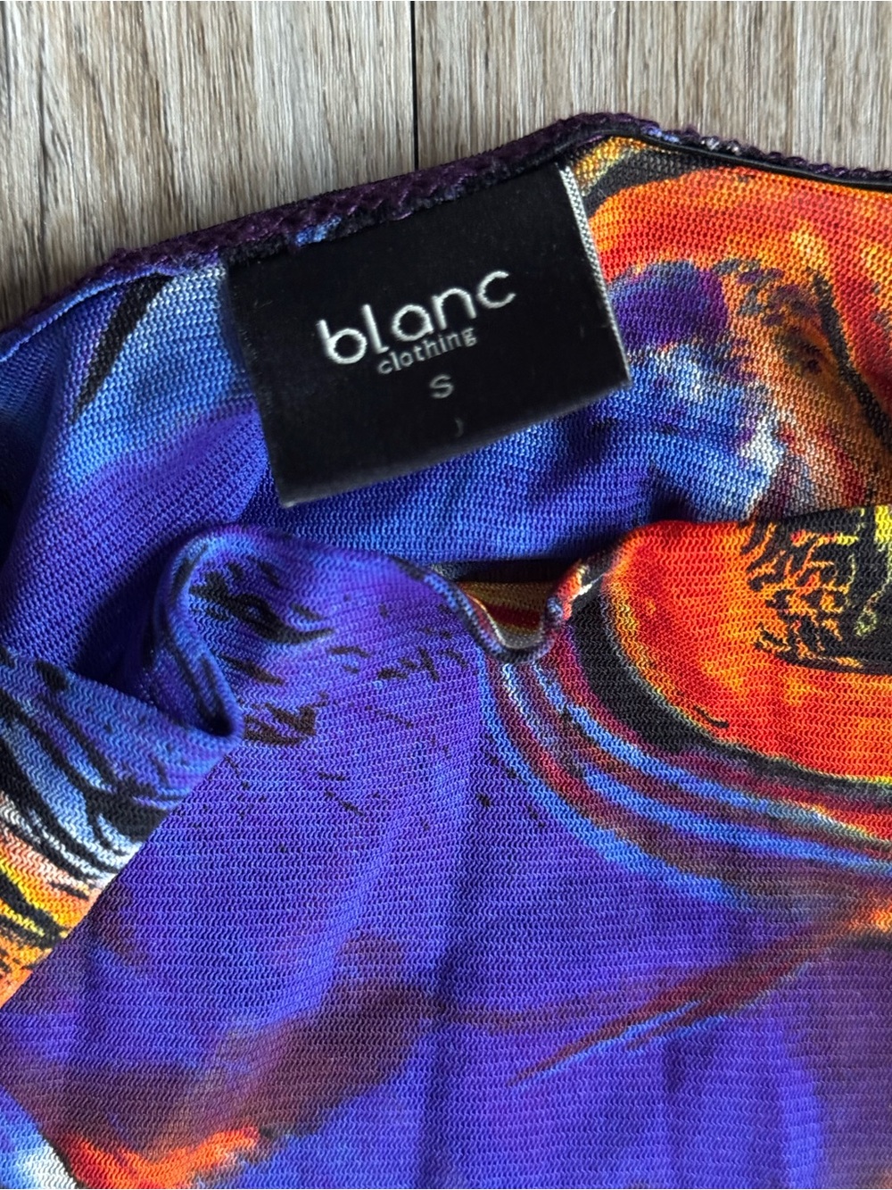 Vibrant Abstract Bodycon Mini Dress - Multicolor - Picture 3 of 4